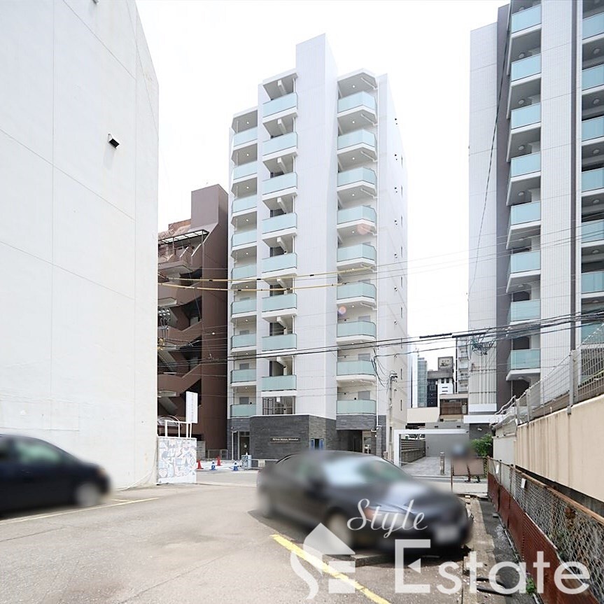 ホワイトメゾン新栄の物件外観写真