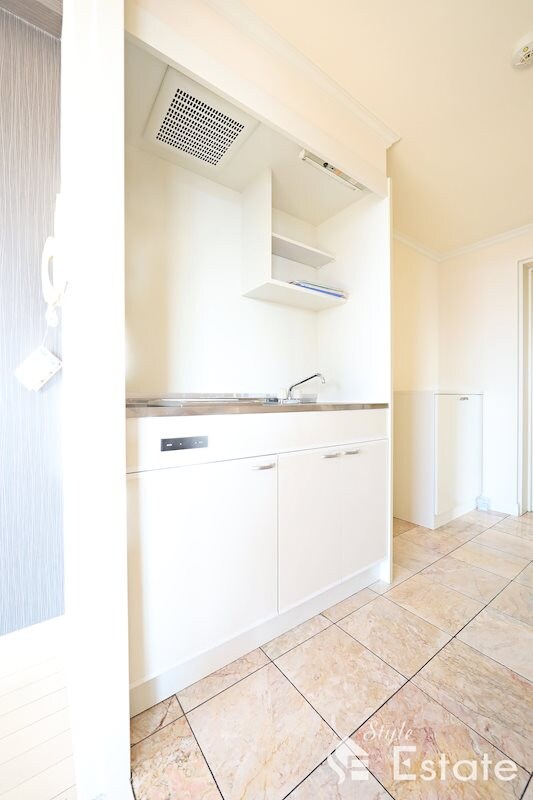 リバーフロントレジデンスの物件内観写真