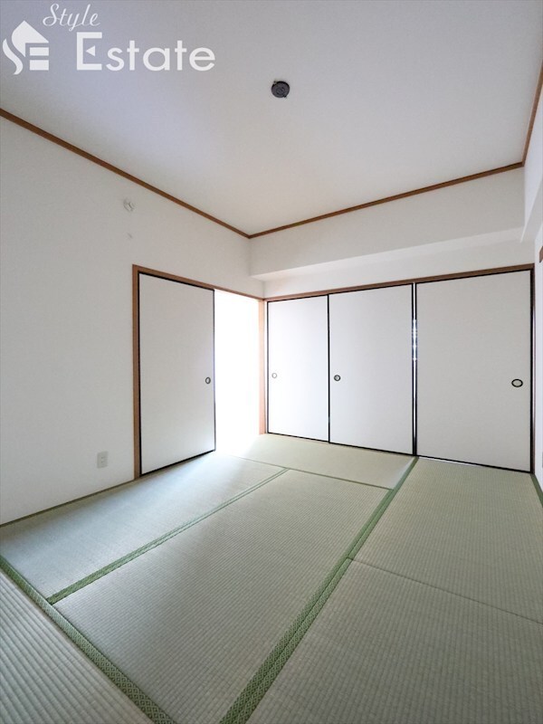 レジディア日比野の物件内観写真