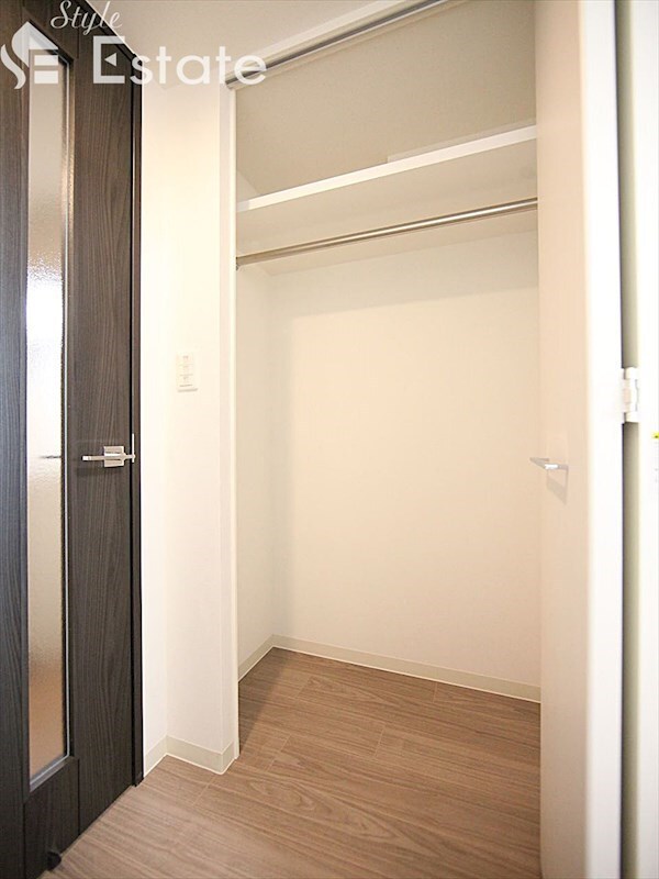 ディアレイシャス浅間町IIIの物件内観写真