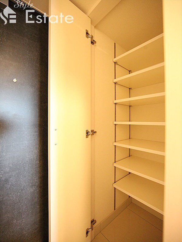 ディアレイシャス浅間町IIIの物件内観写真