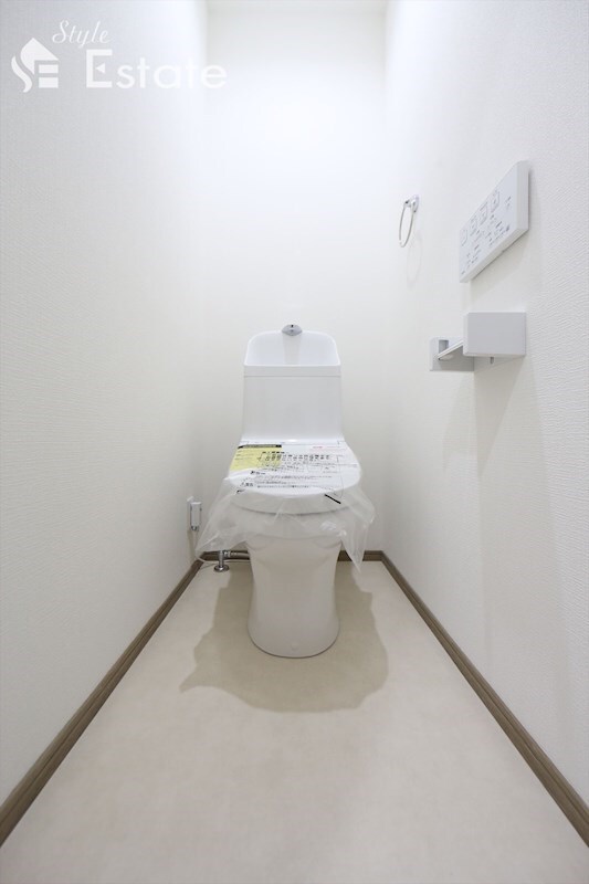 コンフォール鳴浜の物件内観写真