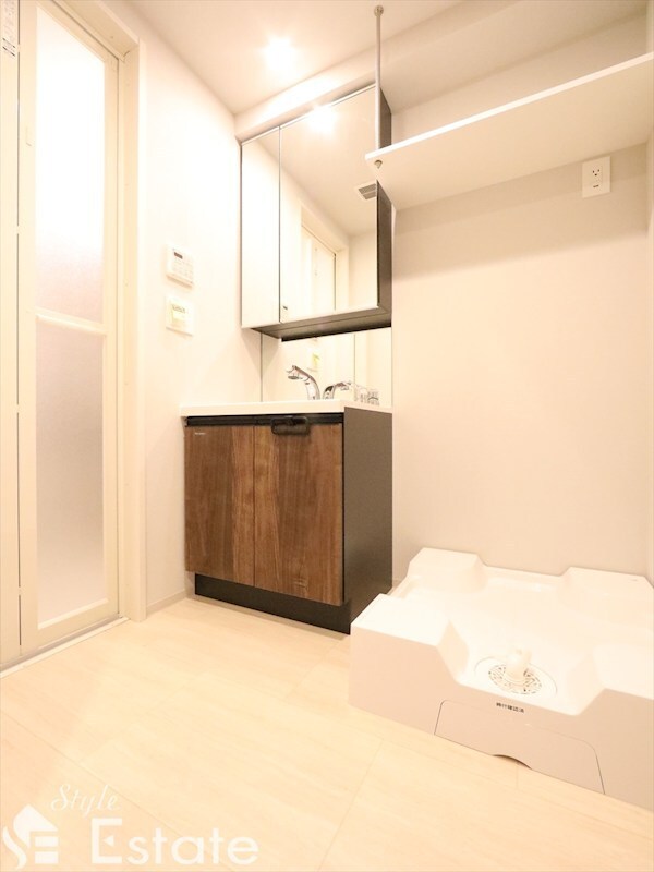 クレヴィスタ名古屋上前津の物件内観写真