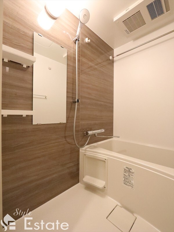 クレヴィスタ名古屋上前津の物件内観写真