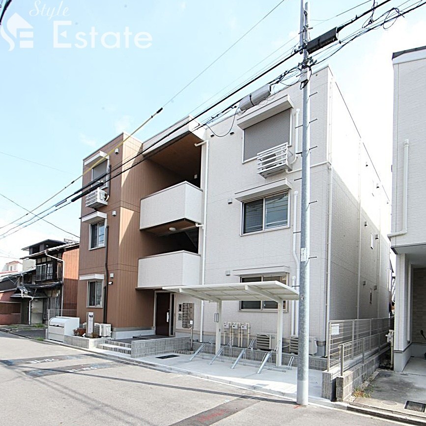 プラムVIの物件外観写真