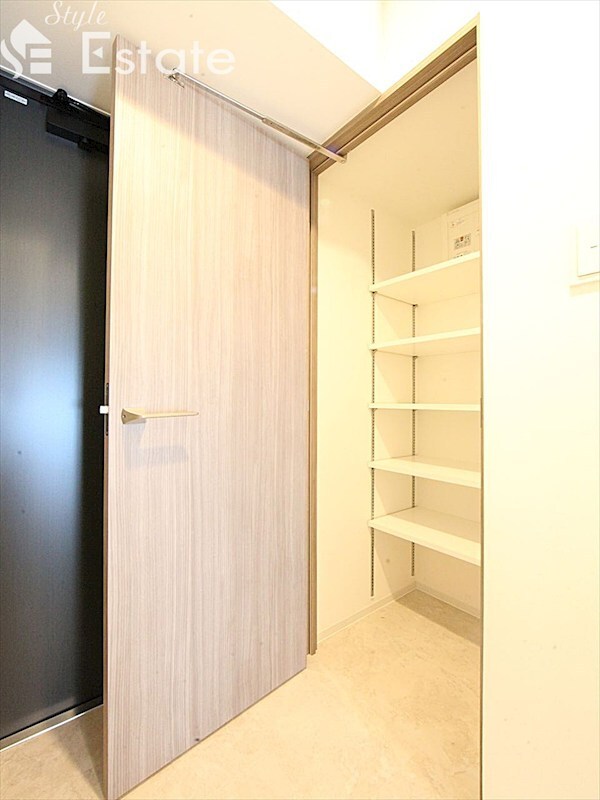 ルネフラッツ庄内通駅前の物件内観写真