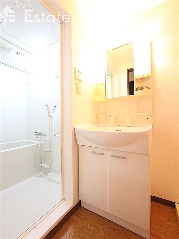 ベクヴェーム・ラウムの物件内観写真