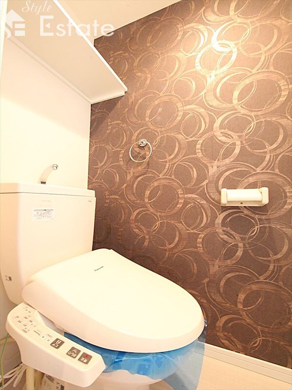 オークラレジデンス栄生の物件内観写真