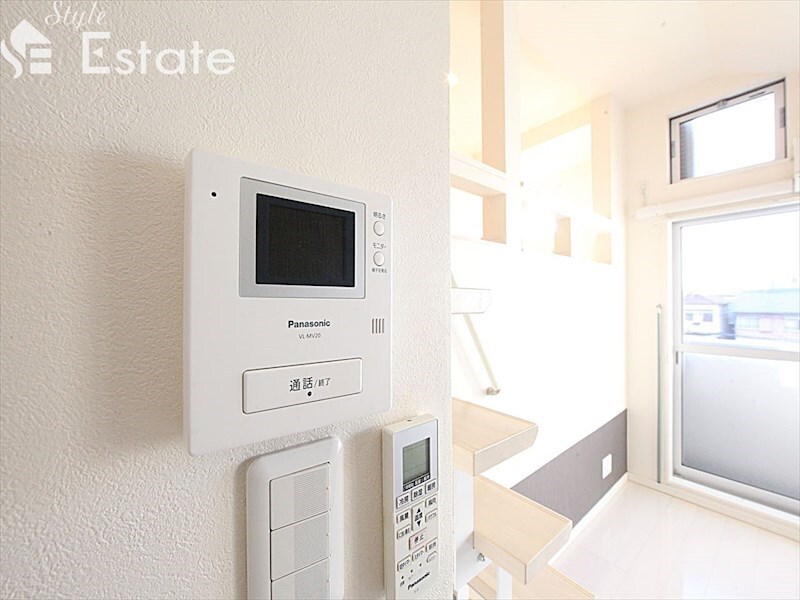 オークラレジデンス栄生の物件内観写真