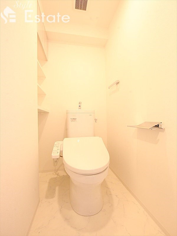 ディアレイシャス東別院の物件内観写真