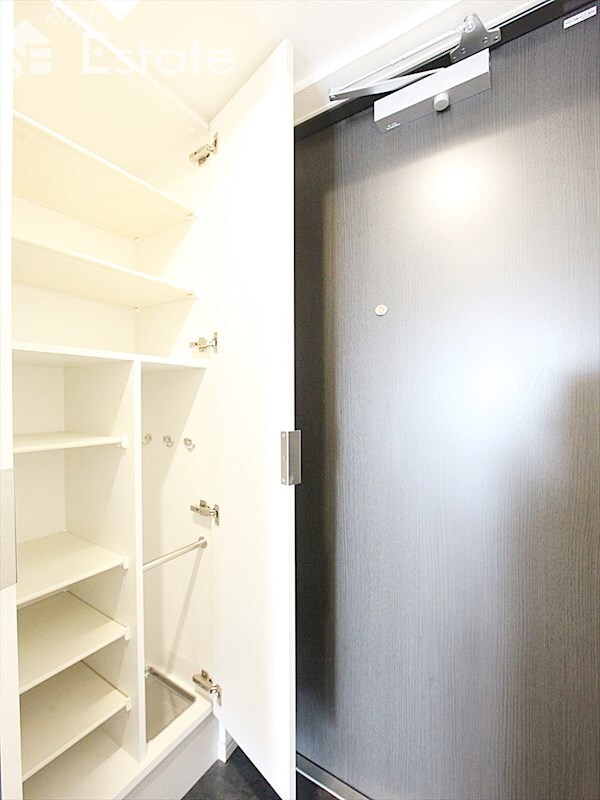 プレサンス名古屋菊井セルカの物件内観写真