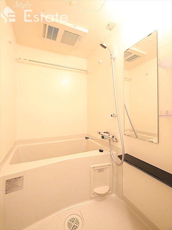 プレサンス上前津エレスタの物件内観写真