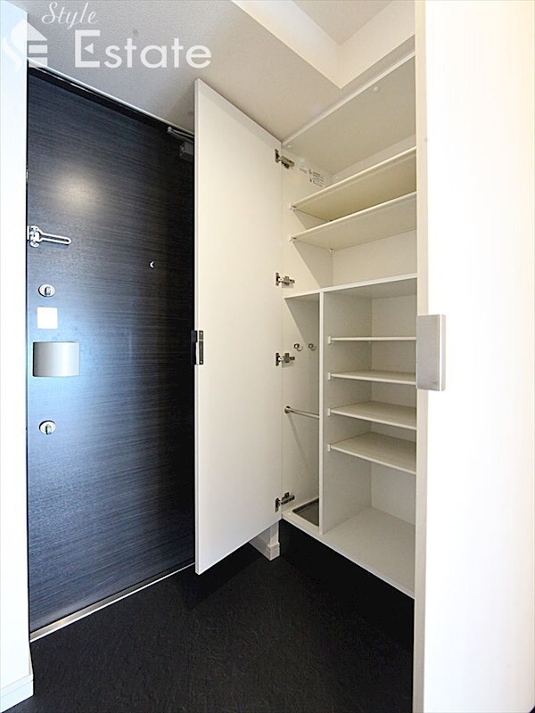 プレサンス上前津エレスタの物件内観写真