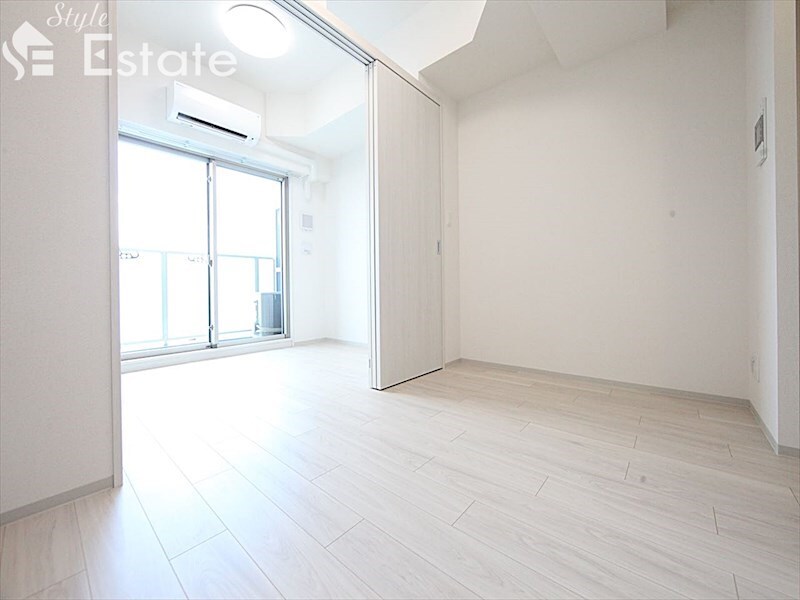 プレサンス上前津エレスタの物件内観写真