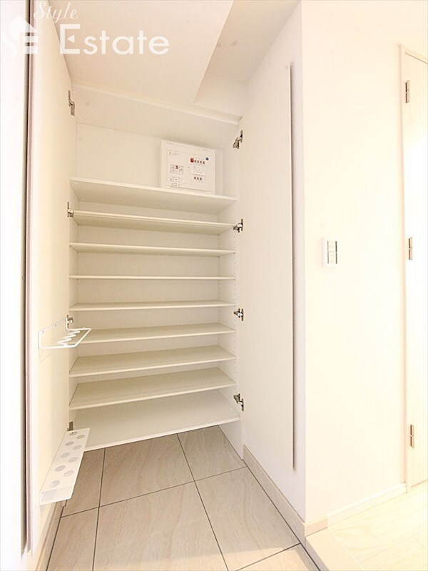 ラフィシア上前津の物件内観写真