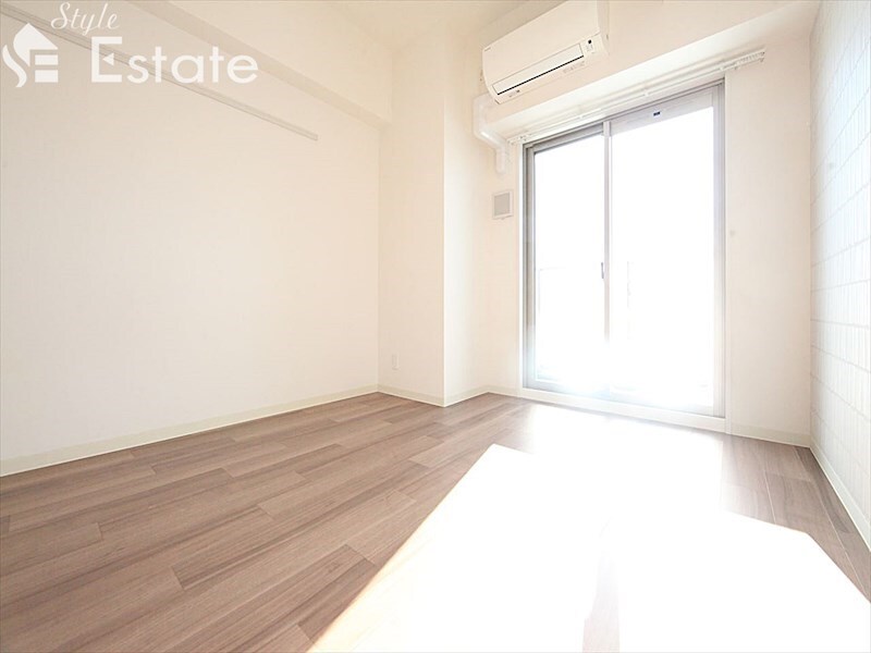 プレサンス久屋大通公園セラフィの物件内観写真