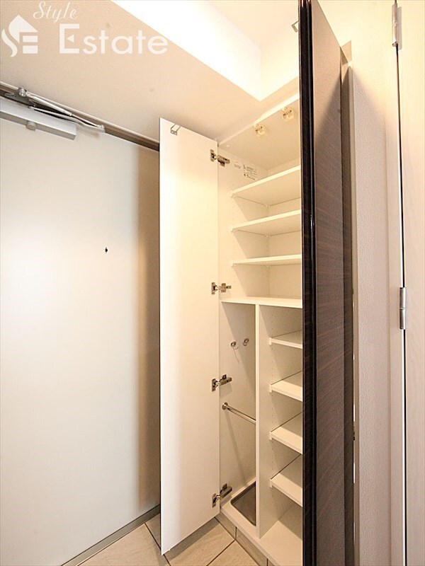 ディアレイシャス大須観音IIIの物件内観写真