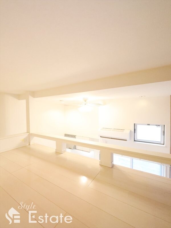 Residence Kamimaezuの物件内観写真