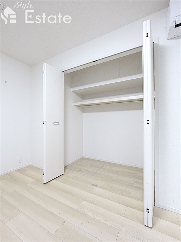 Monte Oro IIの物件内観写真