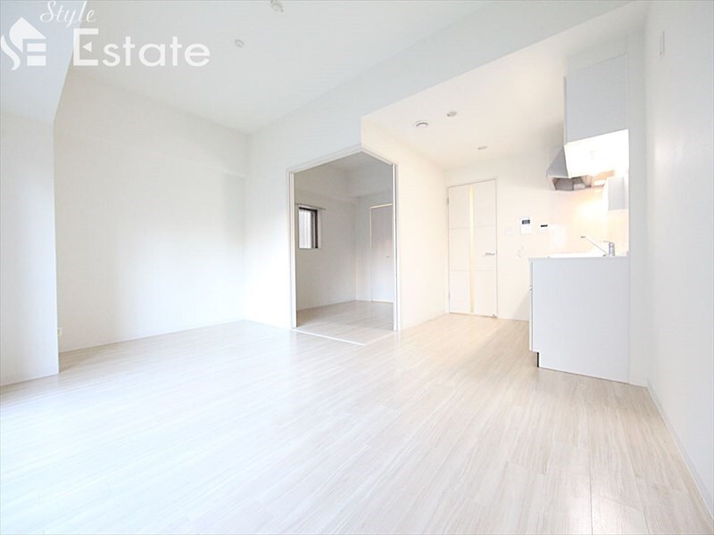 シュトルツ栄の物件内観写真