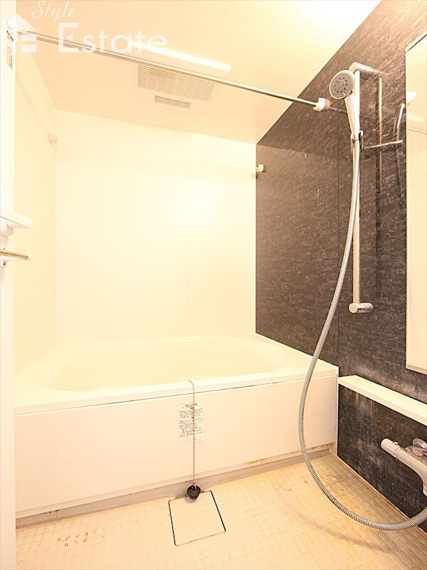 シュトルツ栄の物件内観写真