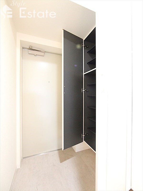 シュトルツ栄の物件内観写真