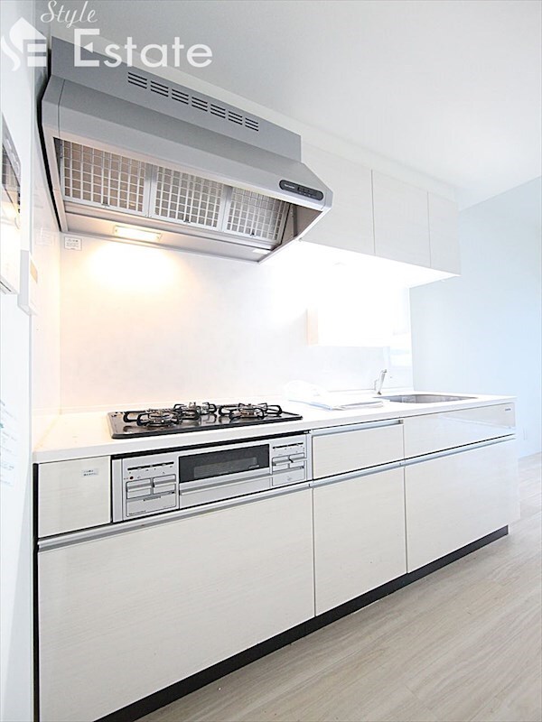 シュトルツ栄の物件内観写真