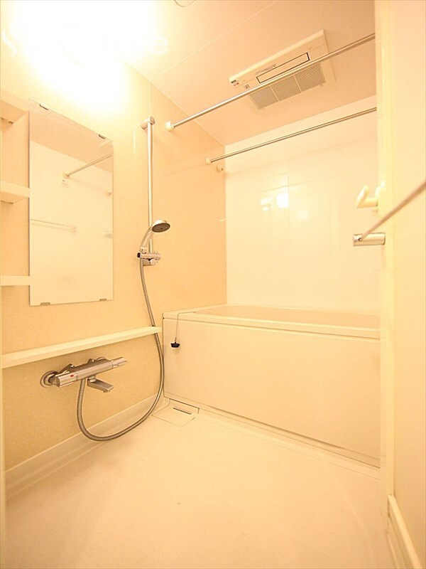 アデグランツ大須の物件内観写真