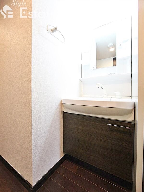 ライジングコート名古屋駅南の物件内観写真