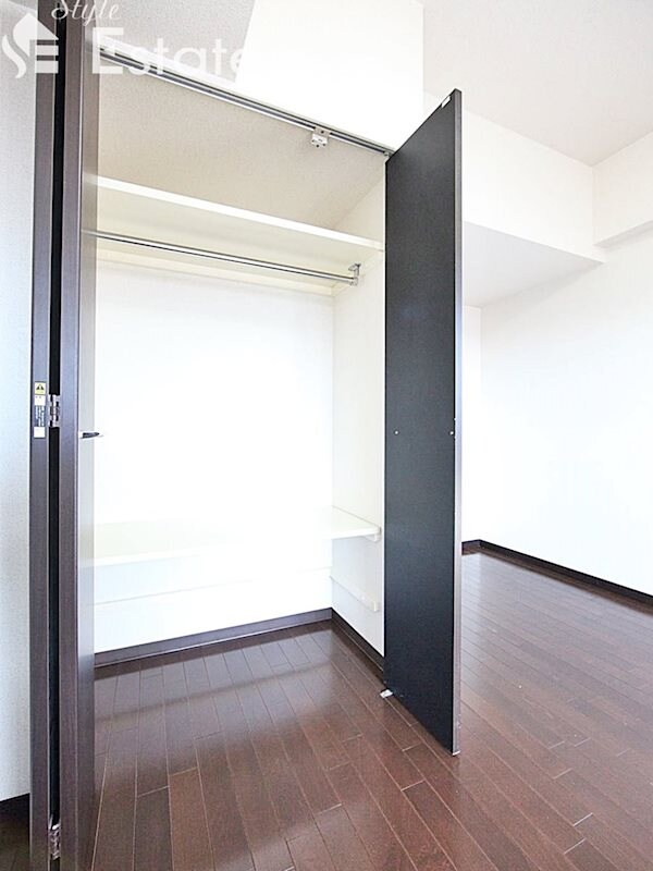 ライジングコート名古屋駅南の物件内観写真