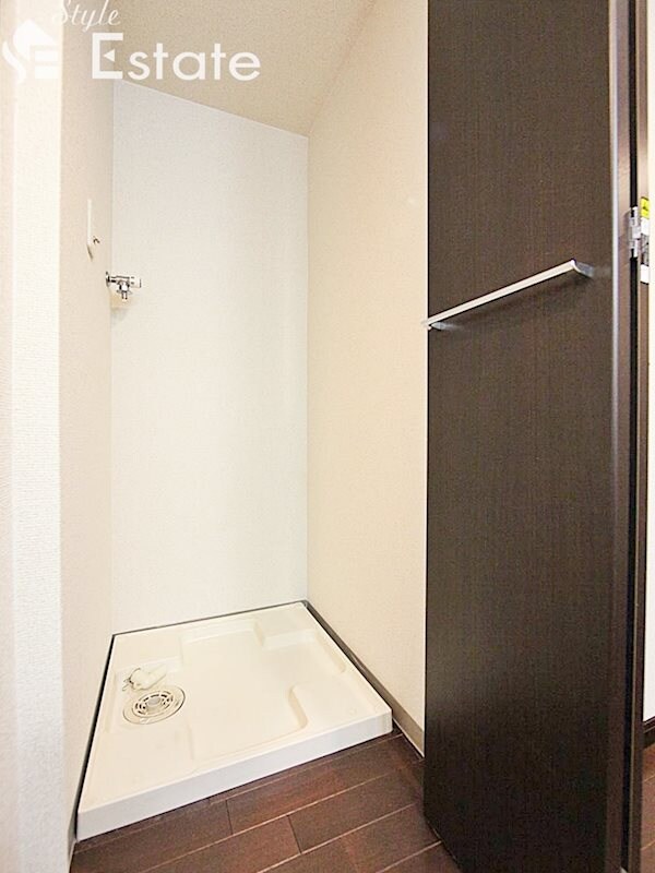 ライジングコート名古屋駅南の物件内観写真