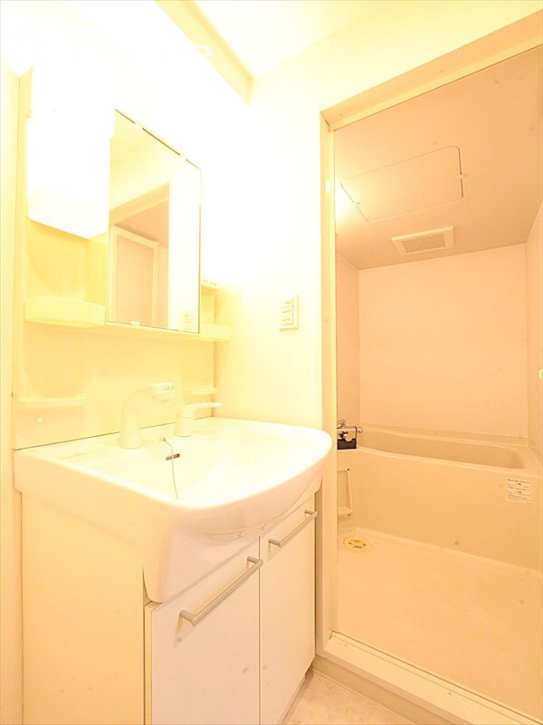 ユーレジデンス名駅南の物件内観写真