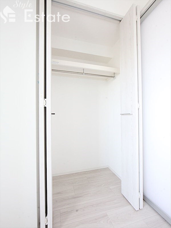 ヴェルデシア名駅南の物件内観写真