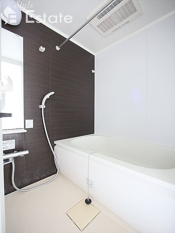 アーバンコート亀城の物件内観写真