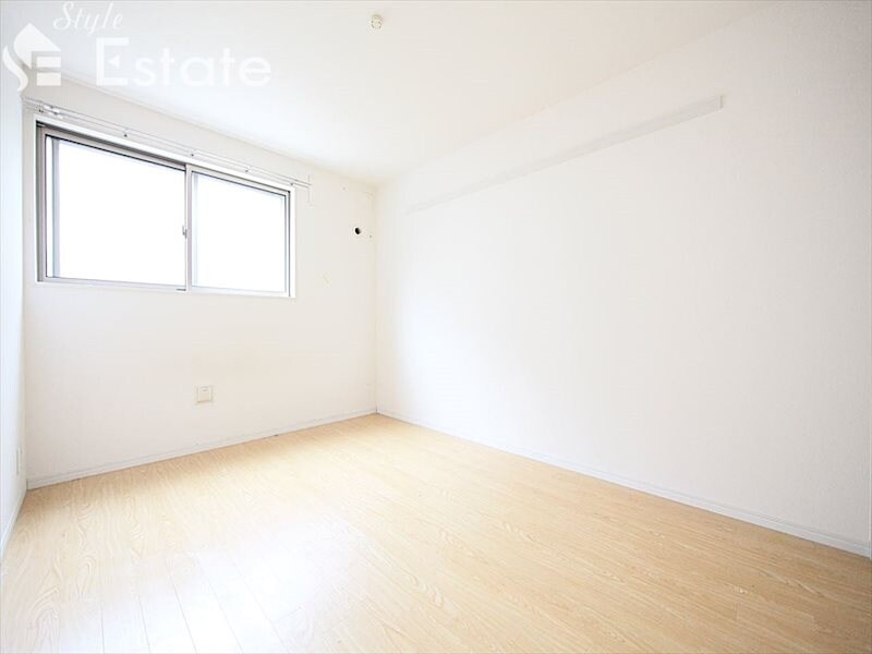 アーバンコート亀城の物件内観写真