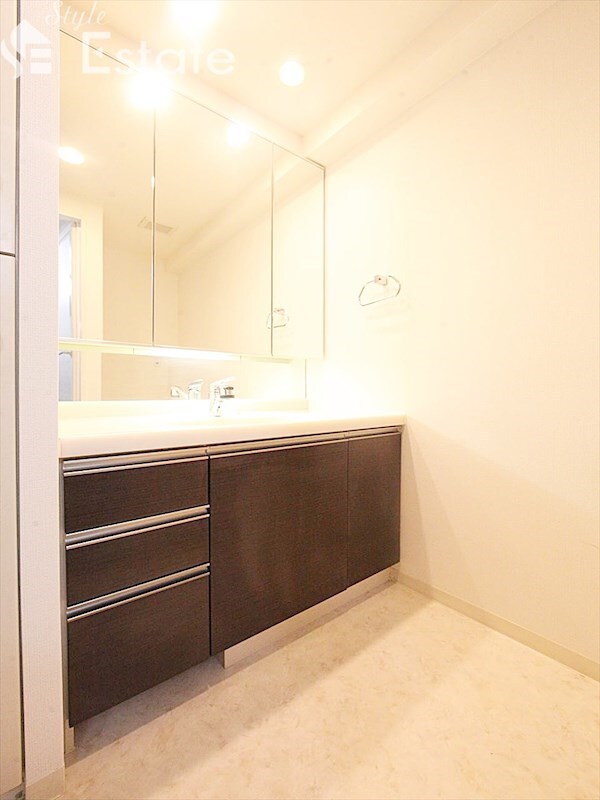 パークアクシス金山WESTの物件内観写真