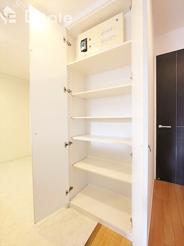 パークアクシス金山WESTの物件内観写真