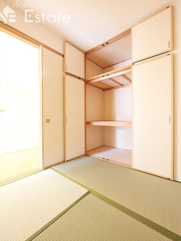 パークアクシス金山WESTの物件内観写真