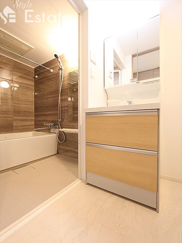 LIBERTA CARINOの物件内観写真