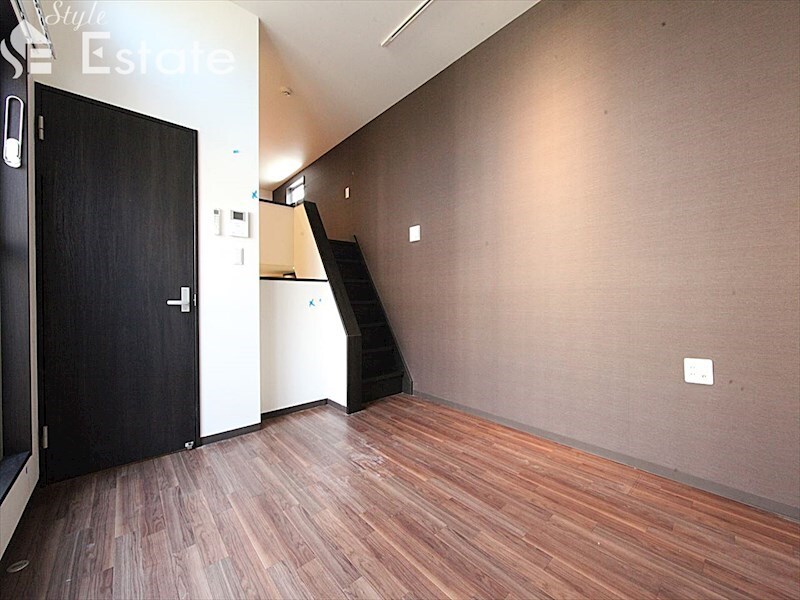 Creo栄生伍番館の物件内観写真