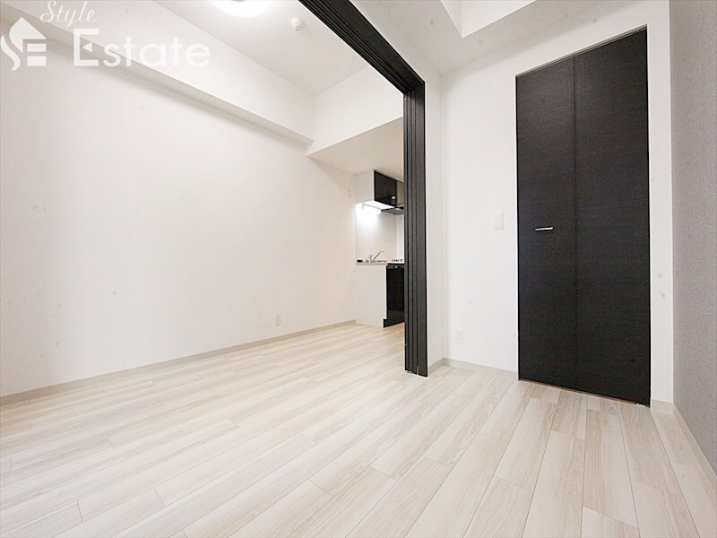 エステムコート名古屋ルノンの物件内観写真