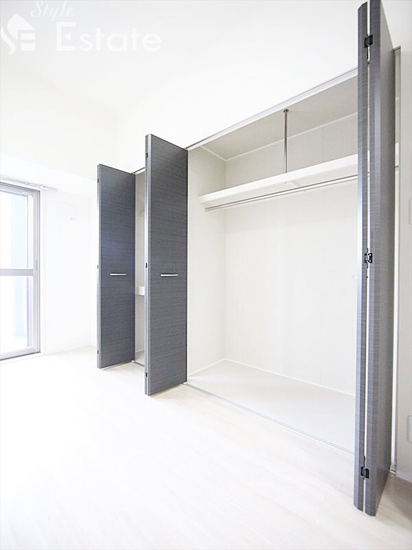 エスカルコートの物件内観写真