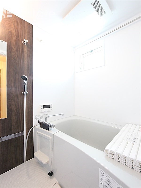 シャルム・ヴィアーレの物件内観写真