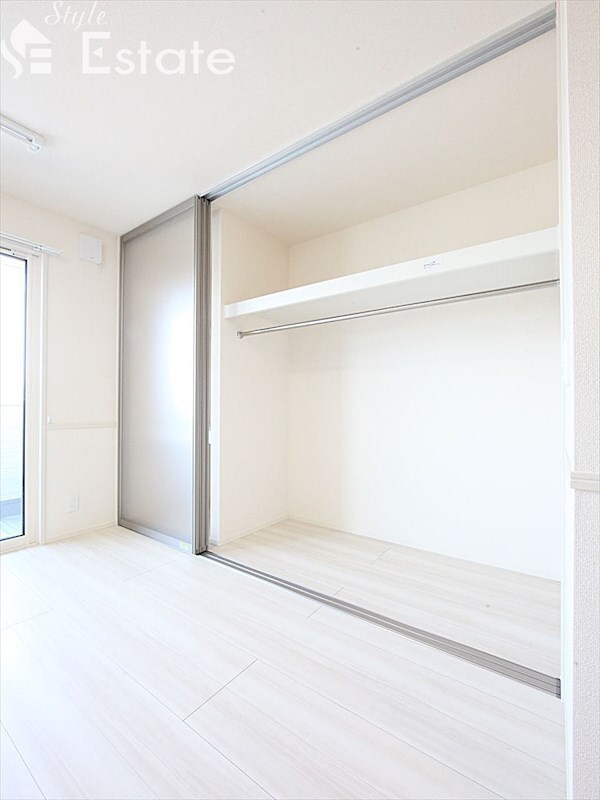 シャルム・ヴィアーレの物件内観写真