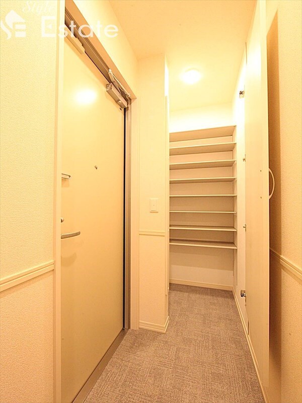 シャルム・ヴィアーレの物件内観写真