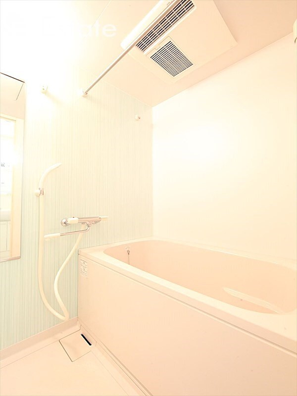 グリーンコート亀島の物件内観写真