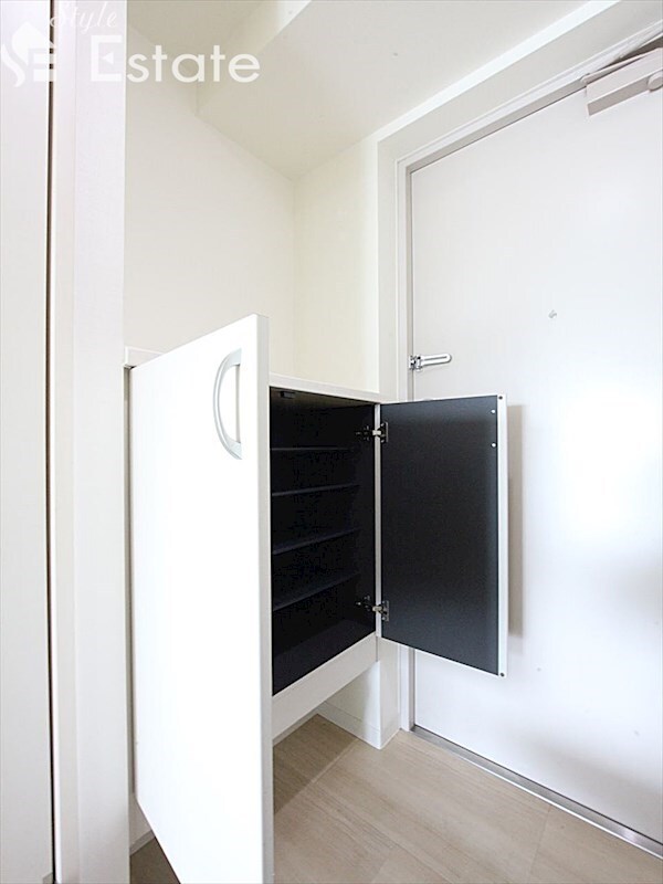 グリーンコート亀島の物件内観写真