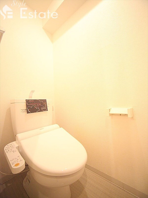 ウイステリア名城の物件内観写真