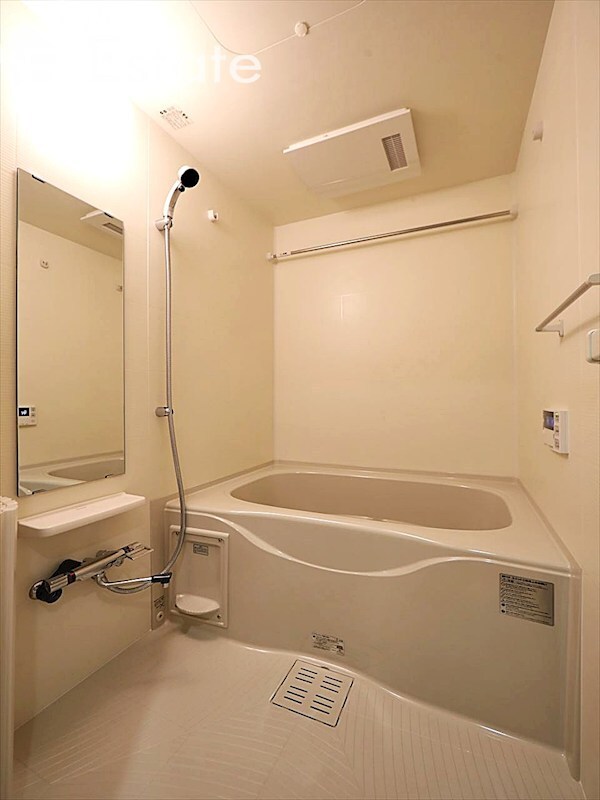 ザ・レジデンスパーク栄の物件内観写真