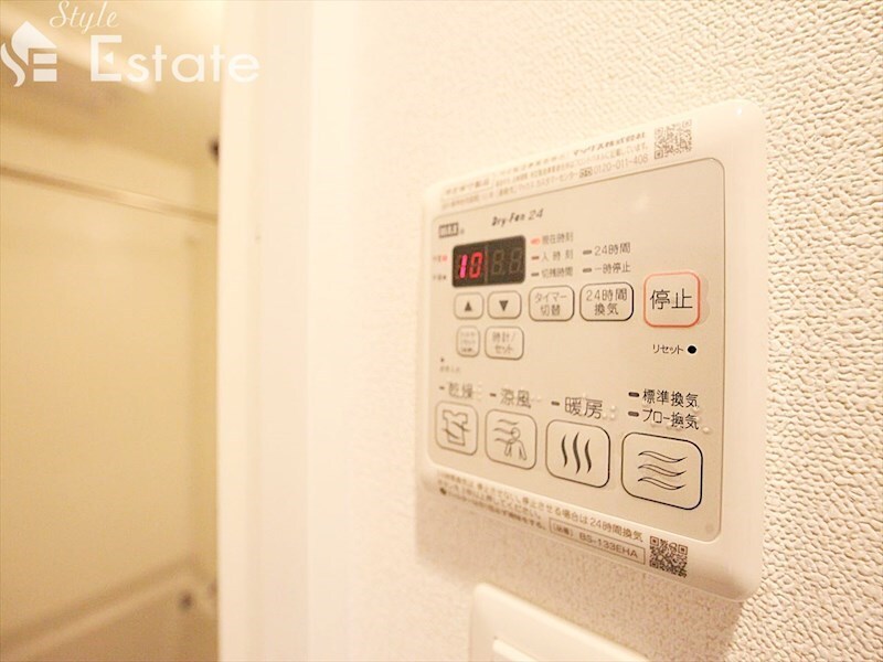 プレサンス丸の内アドブルの物件内観写真